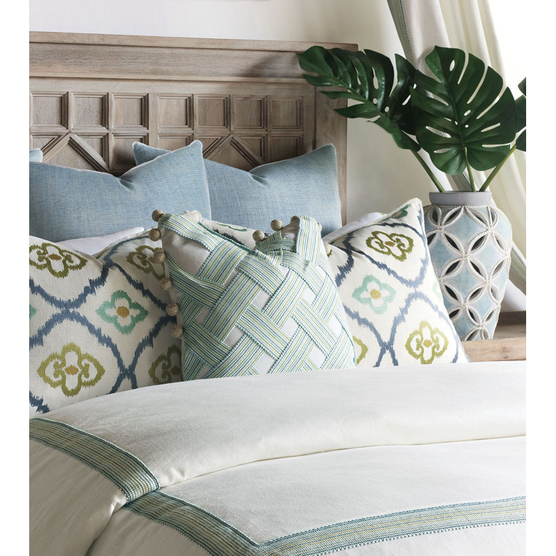 Boracay Modern & Contemporary Cotton Geometric Shapes Duvet Cover, King Duvet Cover + 4 Shams + 1 Throw Pillow