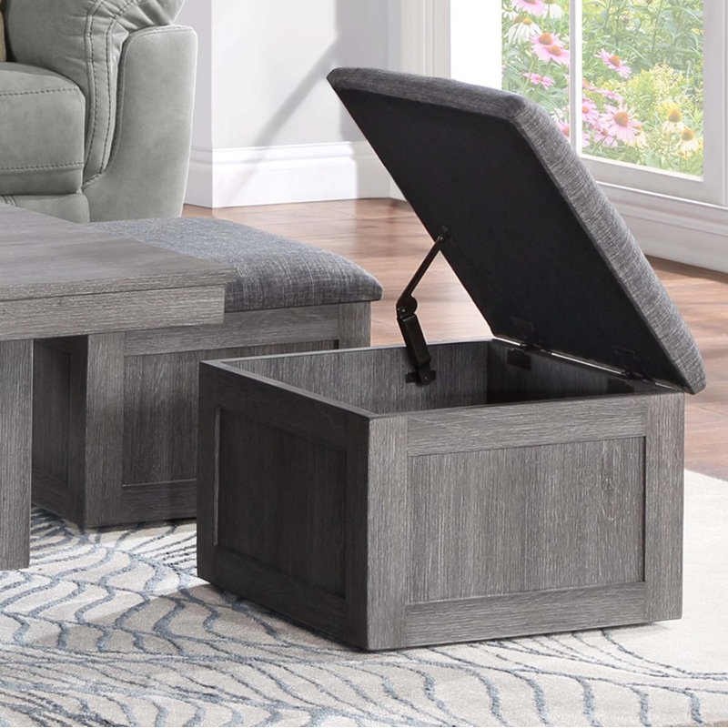 Table basse 38 po avec tabourets de rangement Moseberg, Gris clair