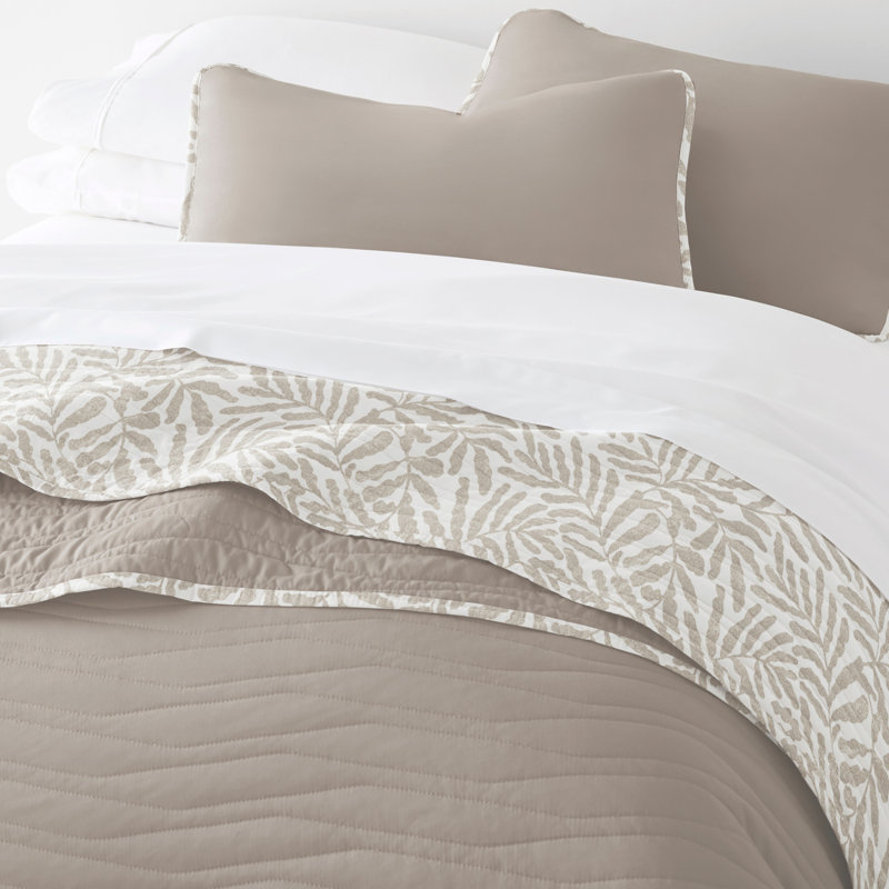 Quilt Set- Lightweight - All Season Quilted Coverlet - Tossed Ferns, Taupe, King Quilt + 2 King Shams 