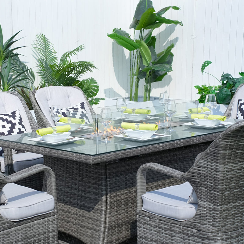 6 - Person Wicker Patio Dining Set with Rectangular Table