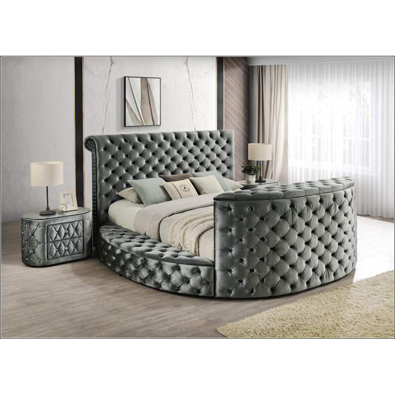 Très grand lit luxueux, Gris