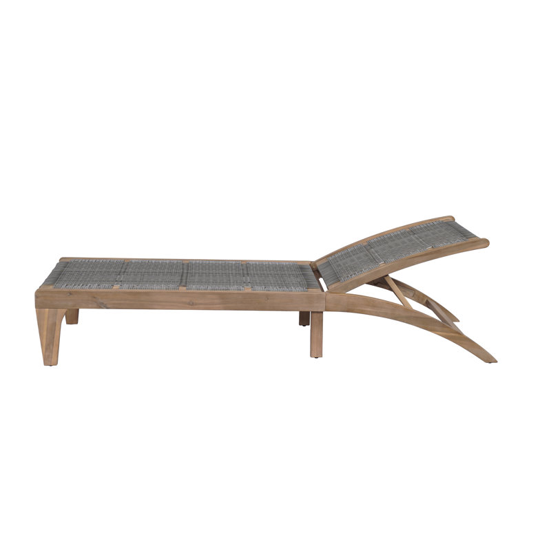 Chaise longue en rotin PE Hayes avec structure en bois d'acacia