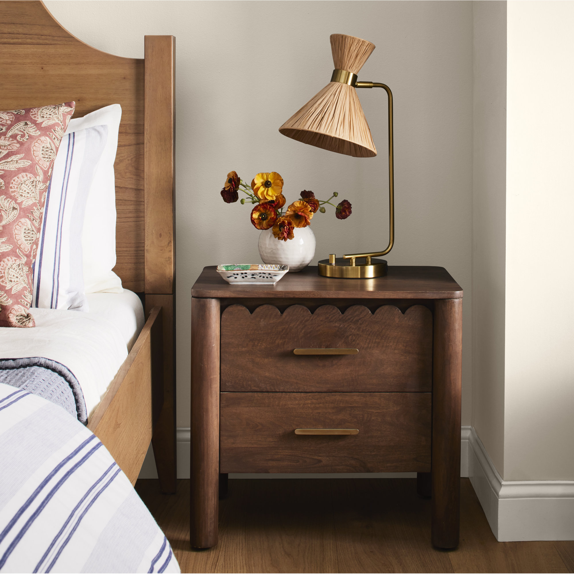 Lola 2 - Drawer Nightstand