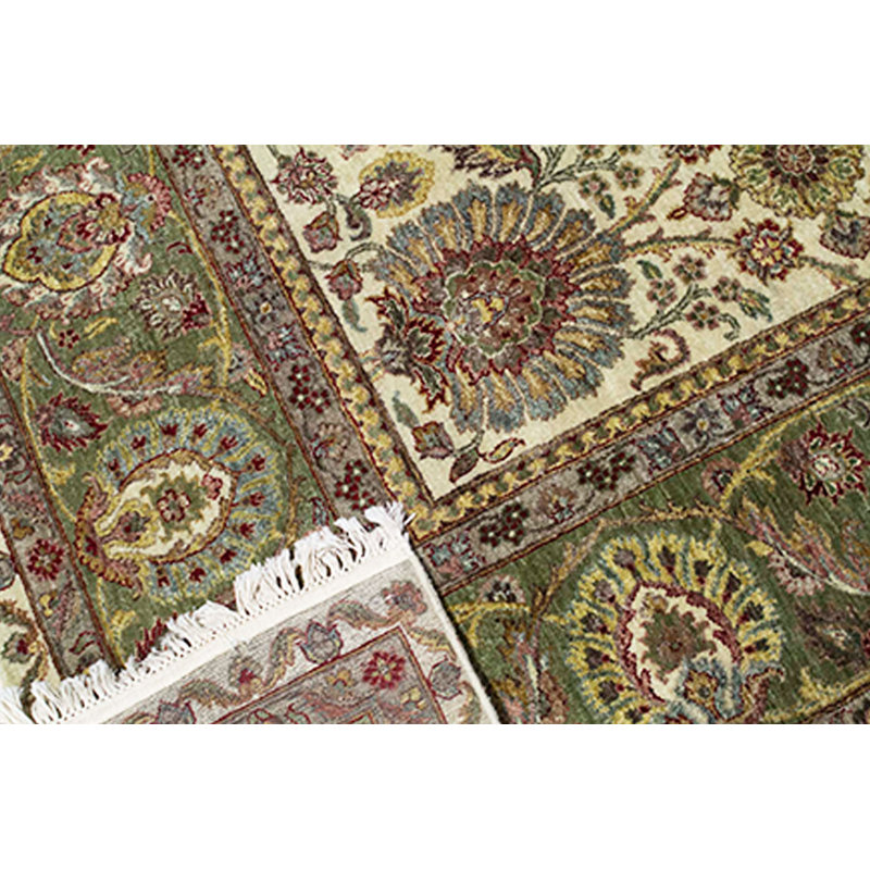 Tapis crème et vert noué à la main de haute qualité