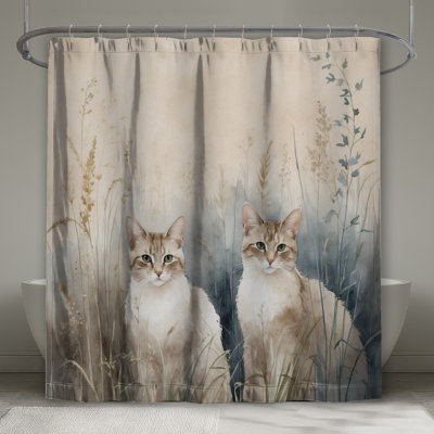 Rideau de douche deux chats dans l'herbe très long