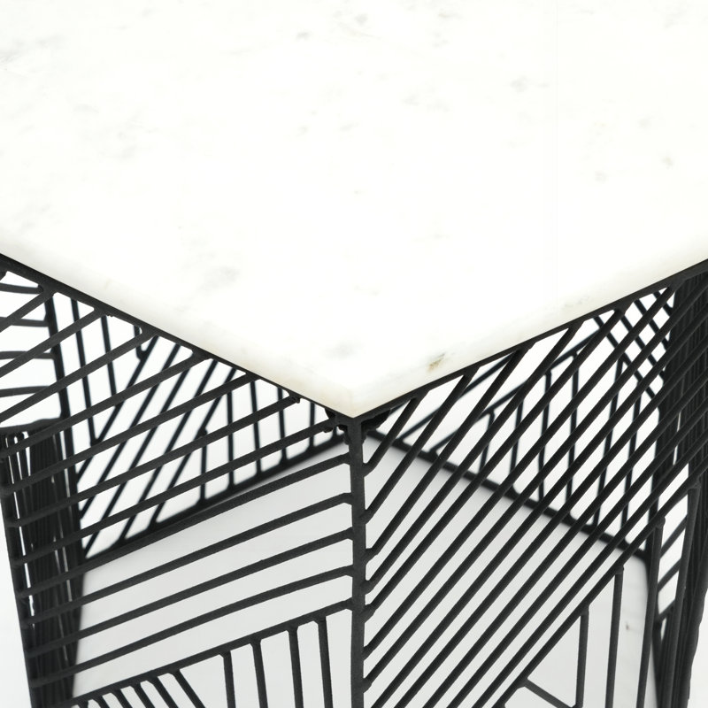 Ensemble de 2 tables d'appoint sophistiquées à plateau hexagonal en marbre, parfaites pour les intérieurs modernes et minimalistes