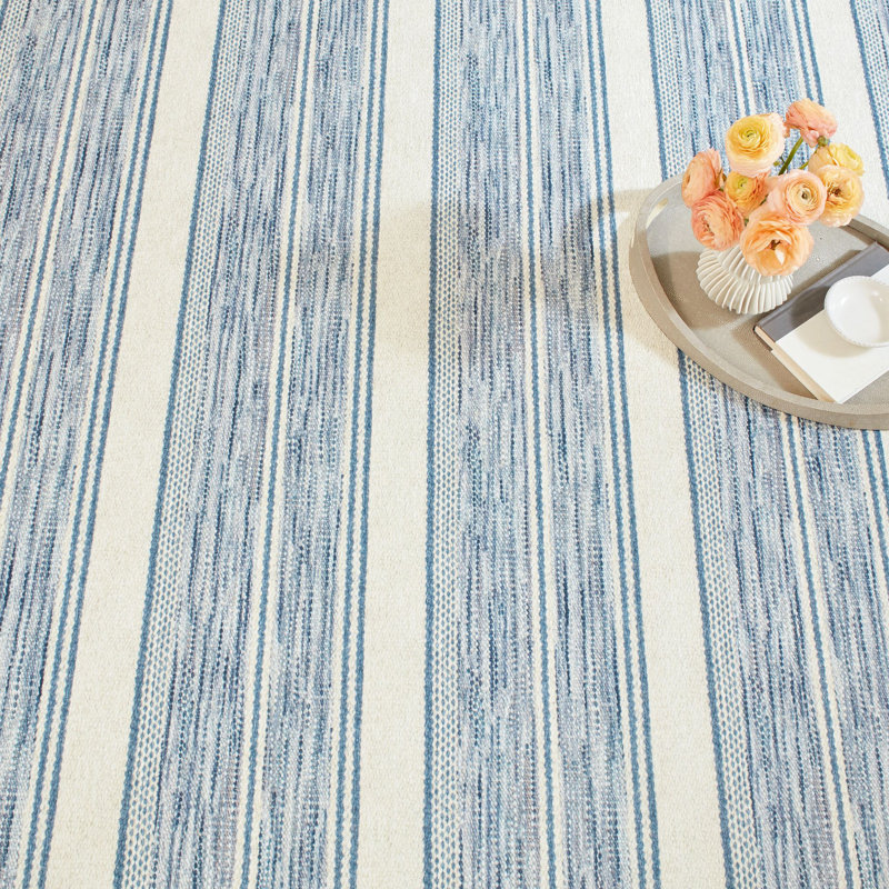 Ellington Machine Printed Polyester Striped Area Rug in Blue/White, Rectangle 3' x 5'