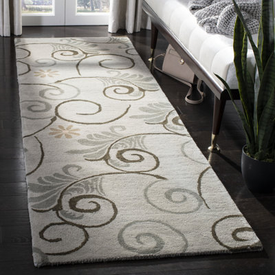 Soho Hand Tufted Wool Floral Rug