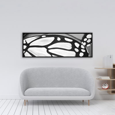 Gros plan sur des ailes de papillon | Décoration de chambre blanche monochrome