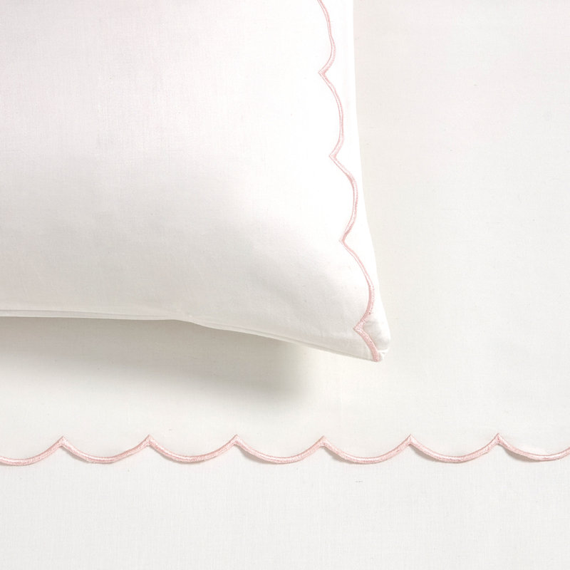 Peri Home Scallop Sheet Set, Full Sheet Set with 2 Pillowcases
