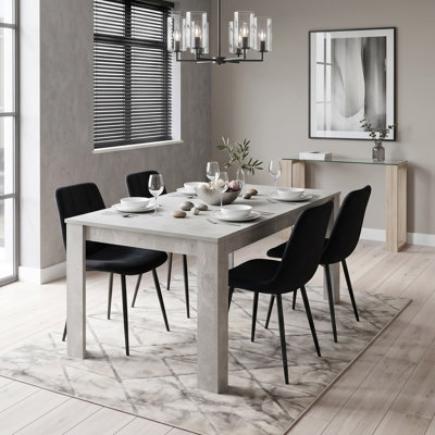Amiela 6 - Person Dining Set