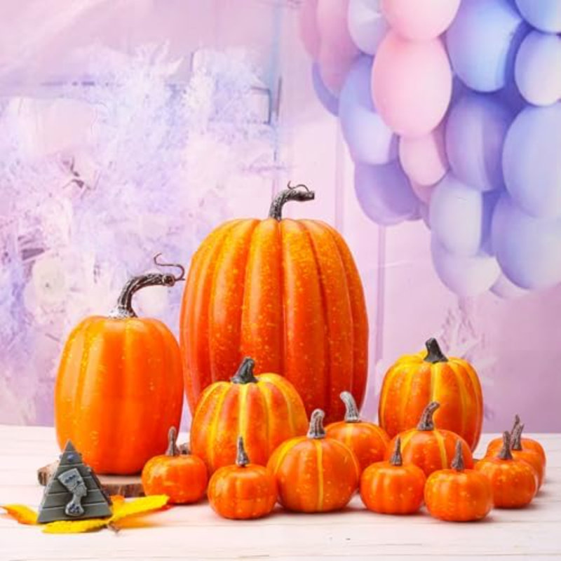 Citrouilles artificielles, citrouilles oranges 14PCS assorties de grandes citrouilles artificielles pour l'automne