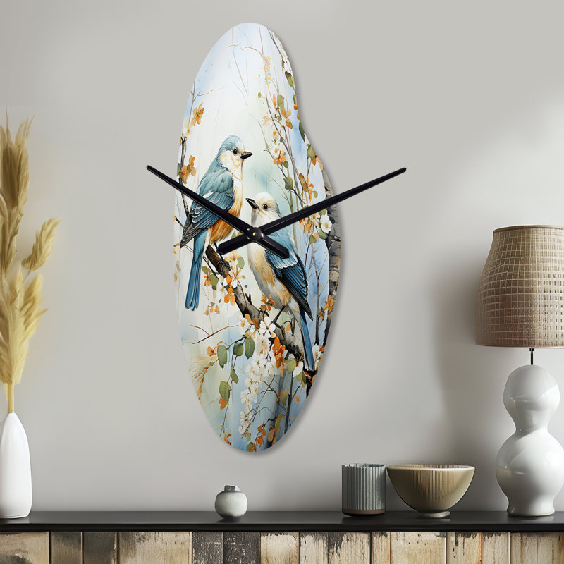 Horloge murale incurvée en métal Albarn, Grand