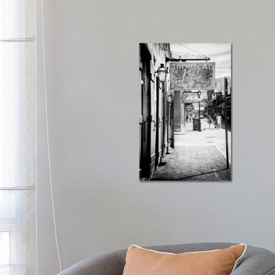 «Black NOLA Series - Street Life New Orleans» par Philippe Hugonnard - reproduction de photo sur toile tendue