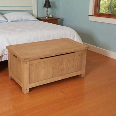 Melbourne Blanket Chest