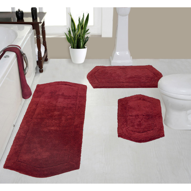 Morissette bathroom rug, Rouge