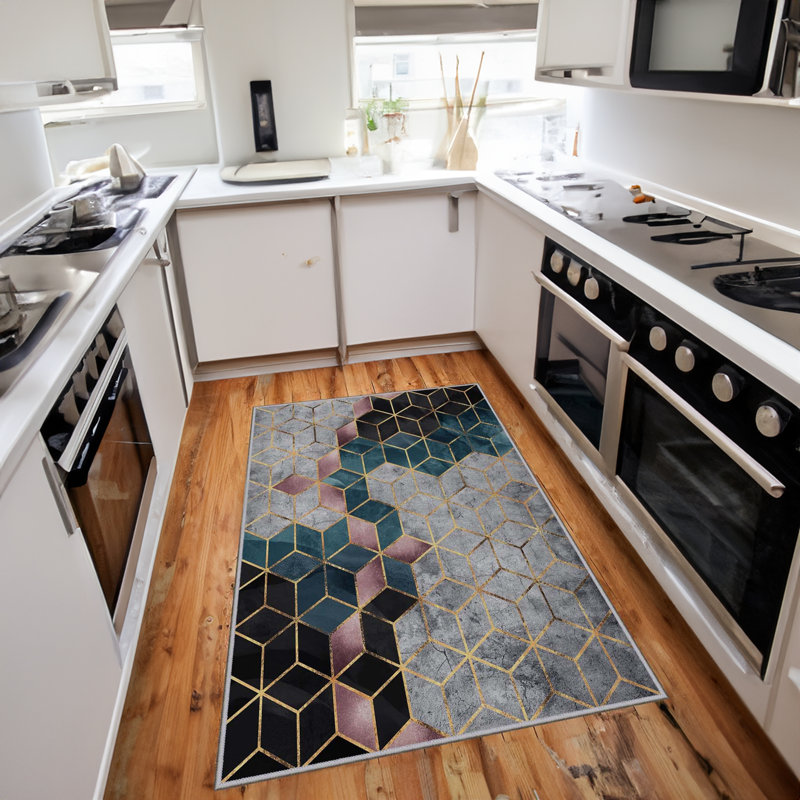 Toimi Geometric Indoor Rug, Rectangle  4'7.1" x 7'2.6" 