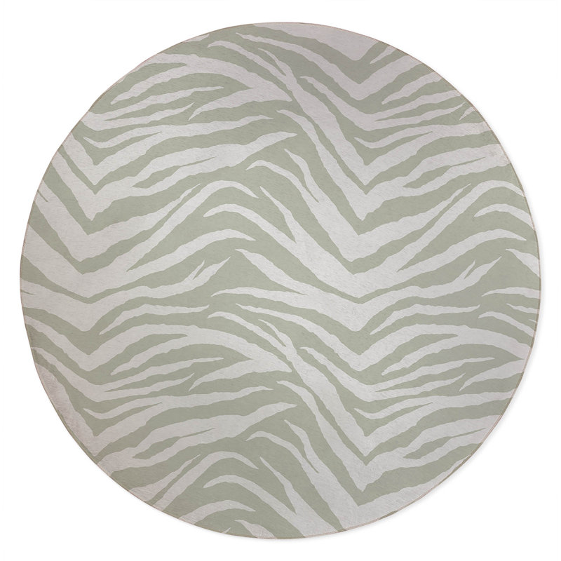 Zebra Patch Non-Slip Outdoor Rug, Round 5'