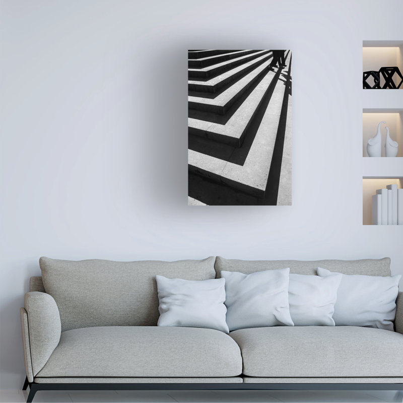 Contemporary, 22" W x 32" H