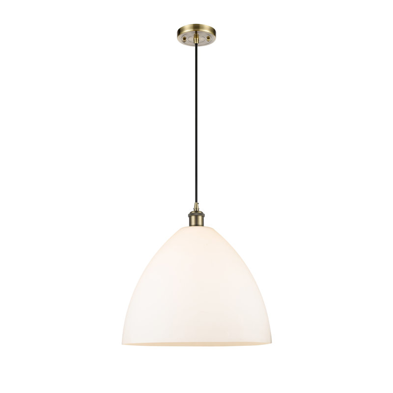 Luminaire suspendu en forme de dôme à 1 lumière Angelia, H 18,75 po x l 16 po x P 16 po, Blanc, Laiton antique