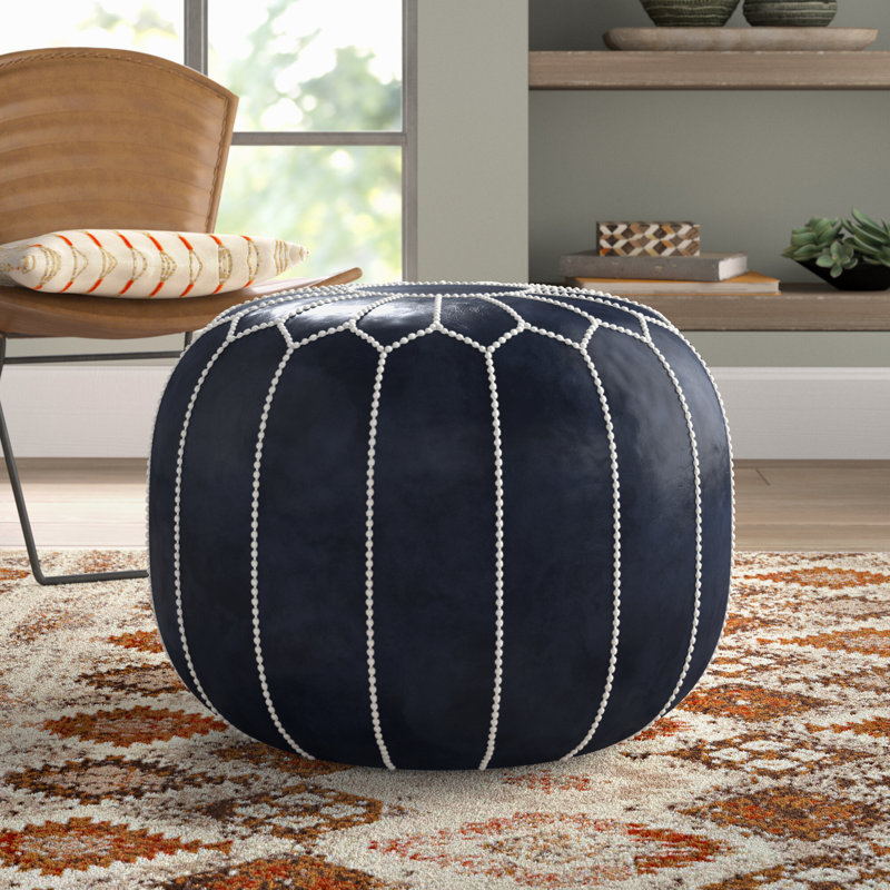 Pouf Innis Cole, Cuir bleu foncé assorti