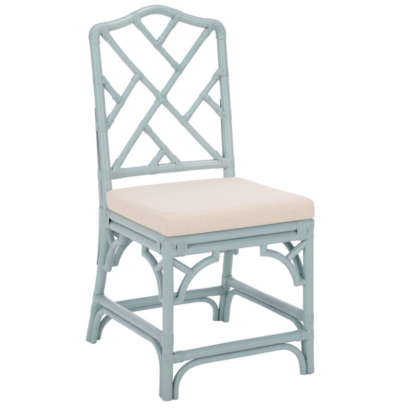 Chaise Janaye, Light Blue