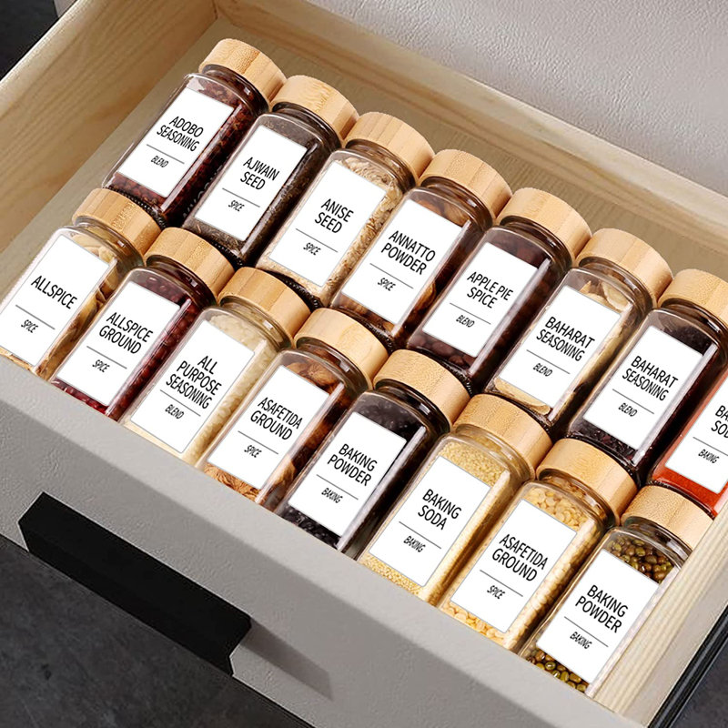 Ensemble de 24 pots à épices