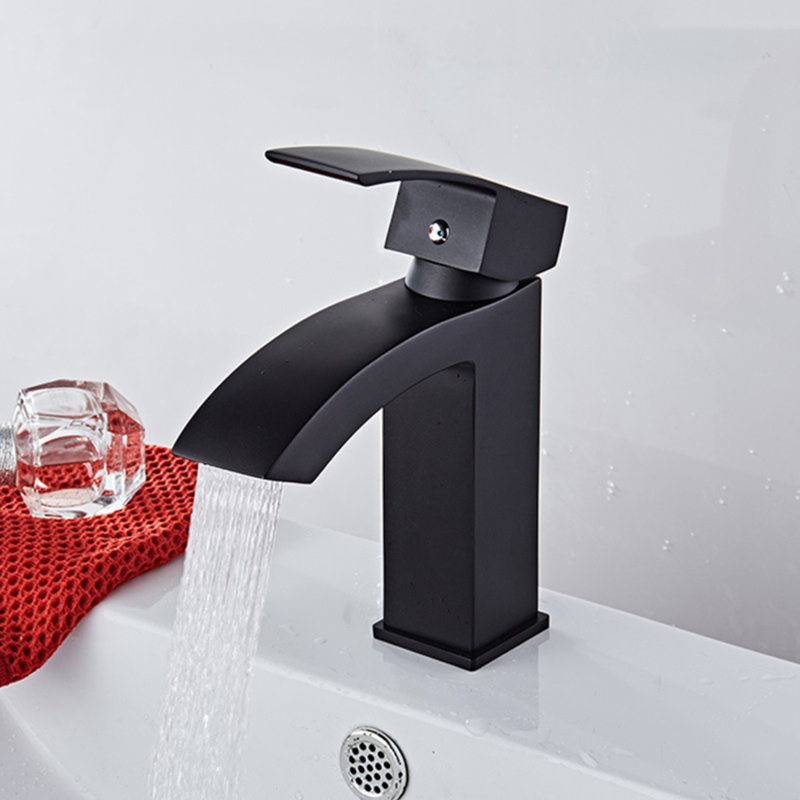 Single-Hole Single-handle Bathroom Faucet, Bronze
