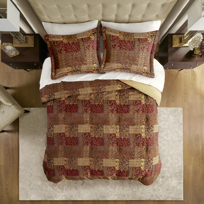 King Size Red Chenille Jacquard Comforter Set