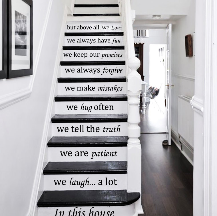 Adhésif décoratif pour escalier « In this house we do », Rouge