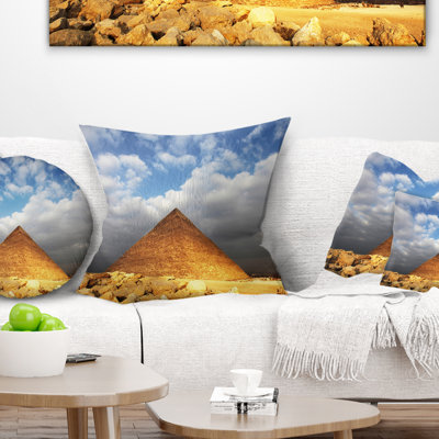 Coussin en pyramide égyptienne "africain landscape" sous brillante ciel