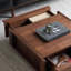 Table basse en bois au design rétro minimaliste