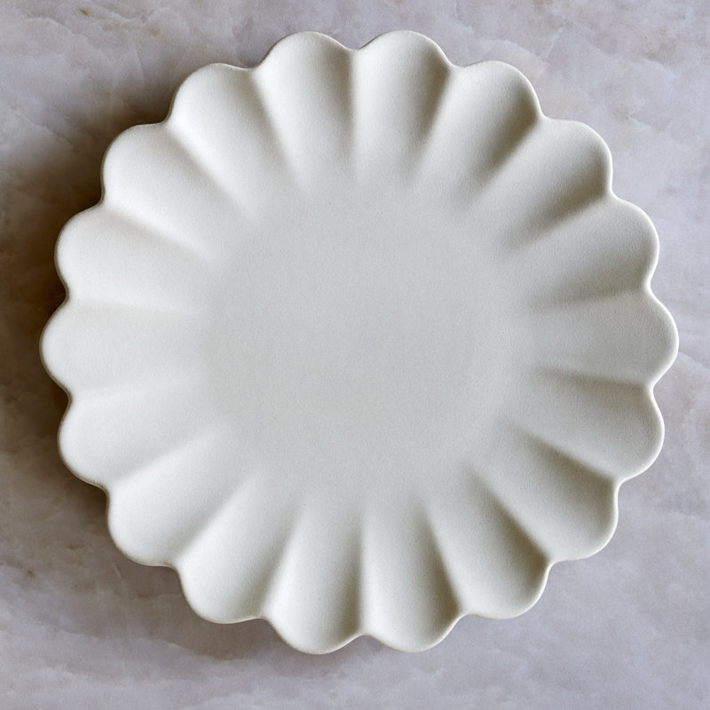Dhalia Stoneware Dinner Plate, White