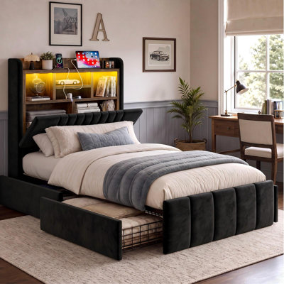 Cadre de lit double XL avec tête de lit de rangement dissimulée et 4 tiroirs, tête de lit de rangement en velours de 130 cm de haut avec éclairage DEL et station de recharge, sommier non requis, lattes métalliques robustes, silencieux, noir