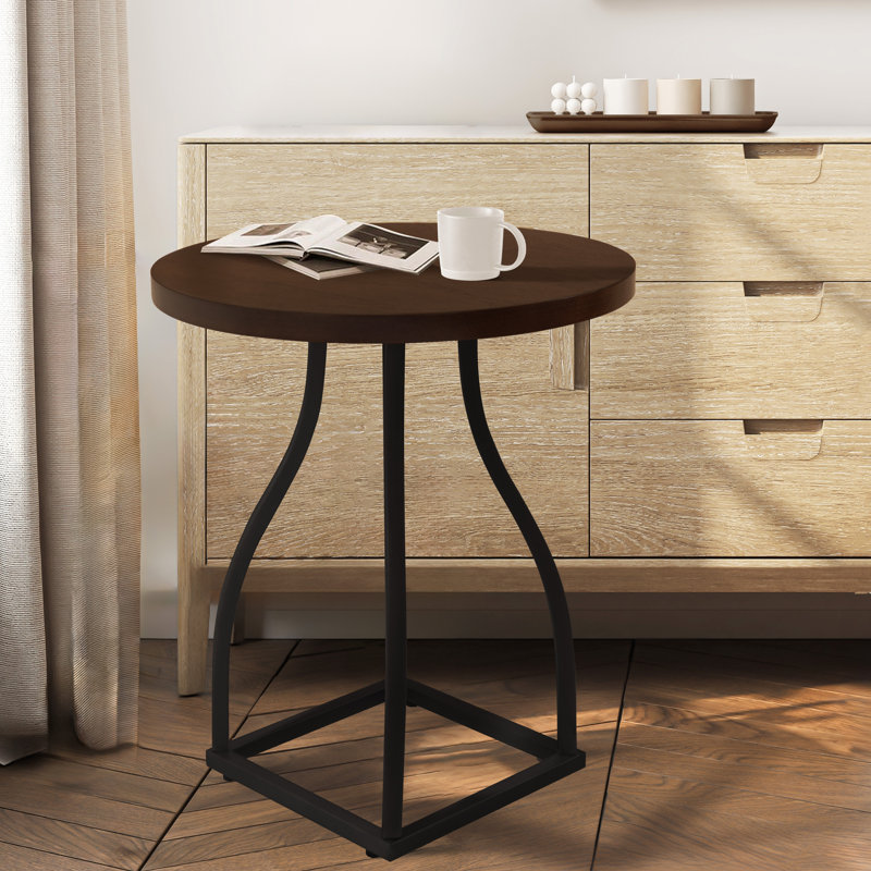 Lindsay End Table Built-In Outlets, Brown Top/Black Base
