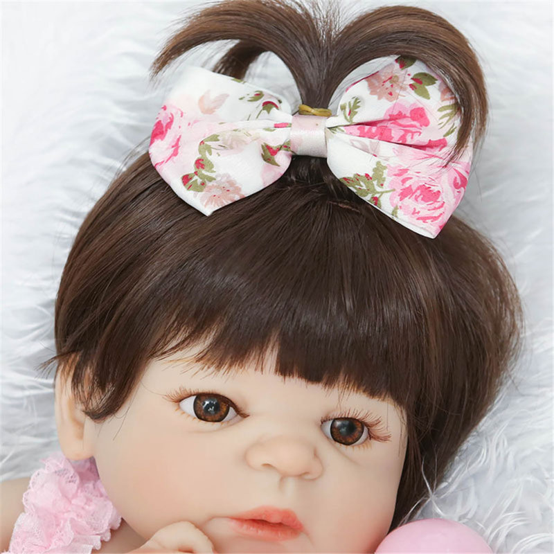 Adorable poupée mignonne réaliste en silicone souple Reborn