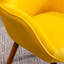 Chaise d'appoint en velours jaune tendance avec dossier à boutons et pieds en bois élégants