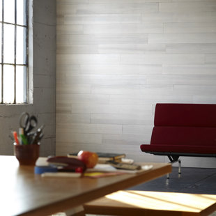 Panneau mural en bois massif 5,5 po x 47,5 po Skinnies