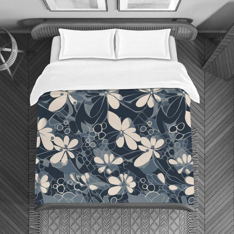 Iliyah Brishauna Duvet Cover, Queen Duvet Cover