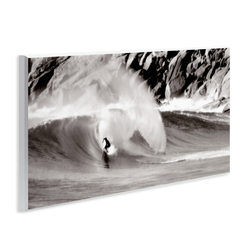 Art mural, "Surfing Reef Break" par Noah Bay