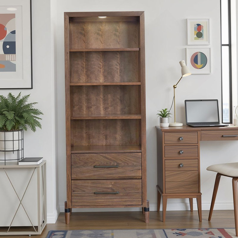 Bibliothèque Tranquility avec éclairage DEL, tiroirs et pieds Mid-Century pour un rangement élégant.
