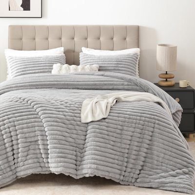 Fluffy Comforter Set 3 Pieces- All Seasons Heavy Faux Fur Comforter With Two Pillowcases