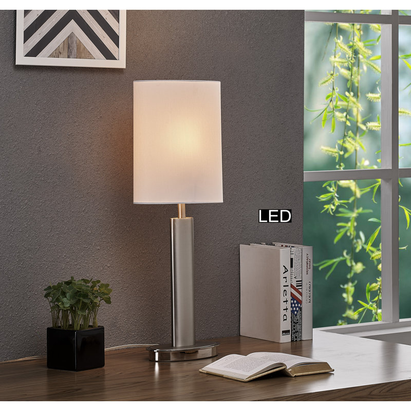 Catriona Metal Table Lamp