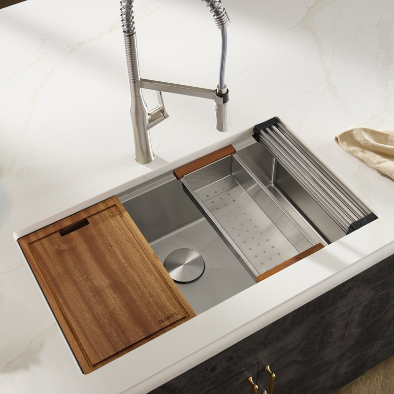Roma Workstation Ledge 32" L x 19" W Undermount Kitchen Sink with Basket Strainer, 19" L x 33" W