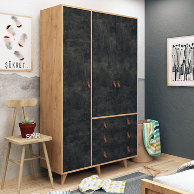 Armoire
