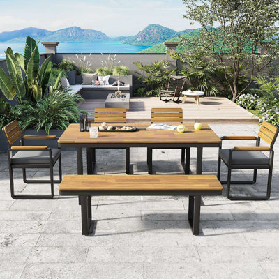 Ensemble de salle à manger 6 pièces pour l'extérieur, bois d'acacia, 1 table avec 4 chaises et 1 banc pour 6 à 7 personnes, coussins confortables sur les chaises, pieds réglables, pour la terrasse, le jardin, la salle à manger, le coussin