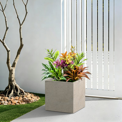 Pot à fleurs carré de 12 po en béton gris moyen avec trous de drainage pour l'intérieur et l'extérieur, intérieur amélioré