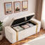 Banc moderne avec repose-pieds rembourré avec compartiment de rangement caché, conception à rabat et bandes décoratives en métal doré-127669000-127669002