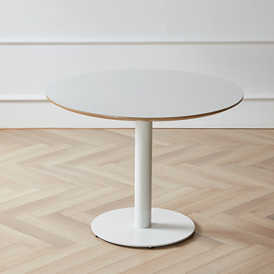 White Round Manufactured Wood Dining table