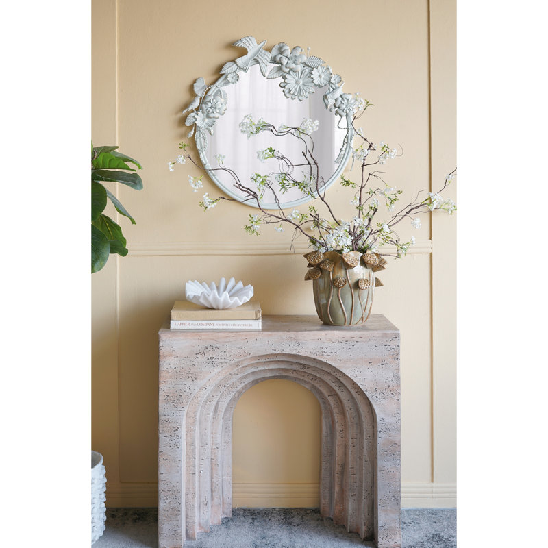 Console moderne arquée avec finition beige imitation bois, 82 x 36 x 76 cm, idéale pour les espaces de vie, légère et facile à déplacer.